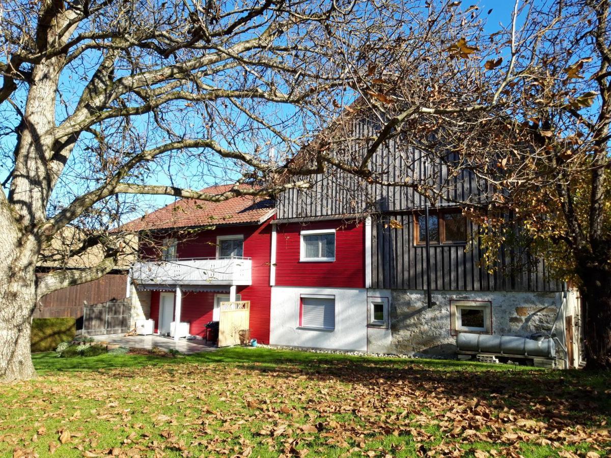 Ferienwohnung Im Seidlerhof Mit Balkon Und Garten Röhrnbach エクステリア 写真