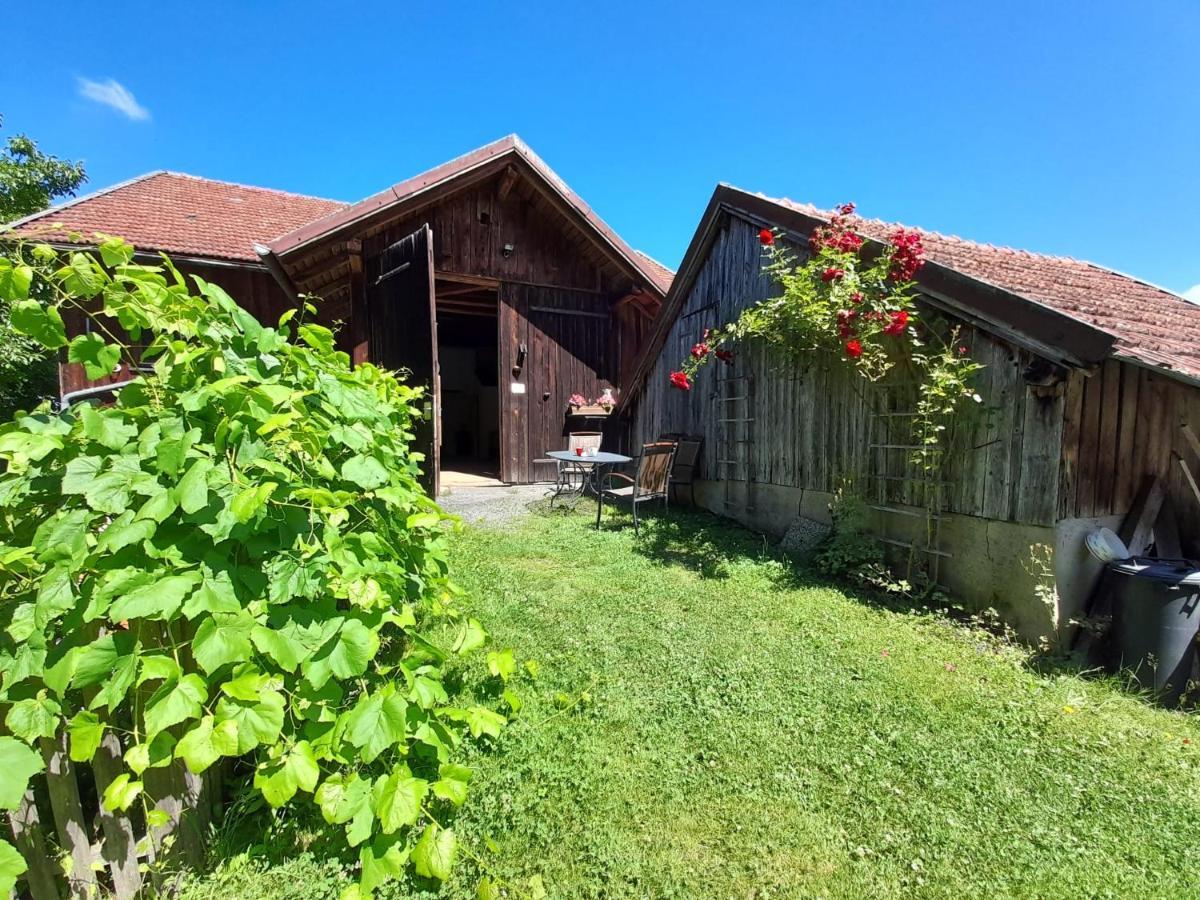 Ferienwohnung Im Seidlerhof Mit Balkon Und Garten Röhrnbach エクステリア 写真